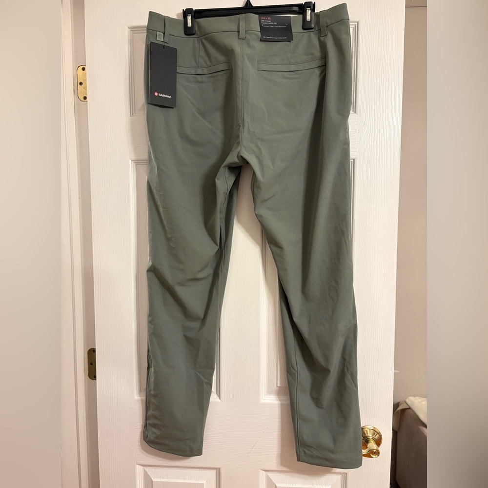 Lululemon Men’s ABC Slim Fit Trousers - BRAND NEW WITH TAGS - Picture 8 of 11